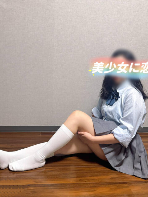 ムム 美少女に恋（アジアンデリヘル）