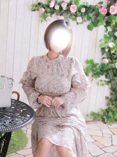 えな 奥様メモリアル（デリヘル）