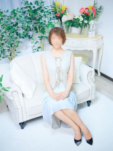 塚田 美波 こあくまな熟女たち小倉店（KOAKUMAグループ）（人妻・熟女デリヘル）