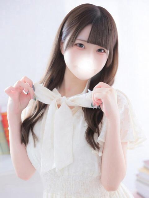 あゆみ★キス好きF乳現役JD★ Chloe五反田本店 S級素人清楚系デリヘル(デリヘル)