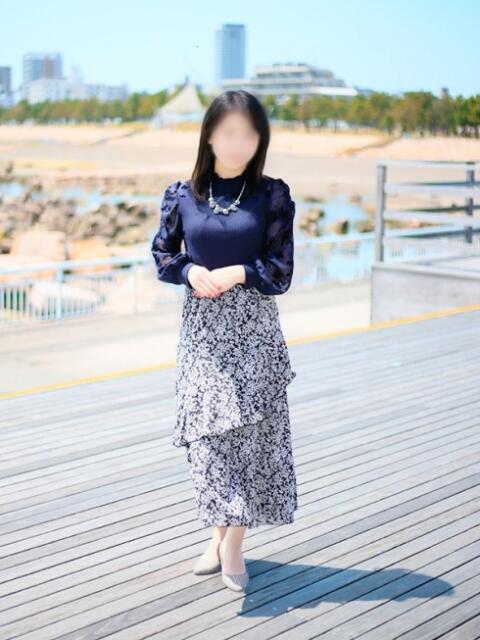 真中すずか こあくまな熟女たち 加古川店 (KOAKUMAグループ)(人妻・熟女デリヘル)