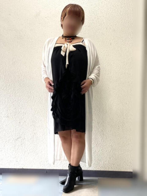 ゆか 日本橋熟女咲裸（さくら）（熟女待ち合わせ型デリヘル）