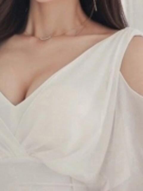 ゆり 博多美人妻(人妻系デリヘル)