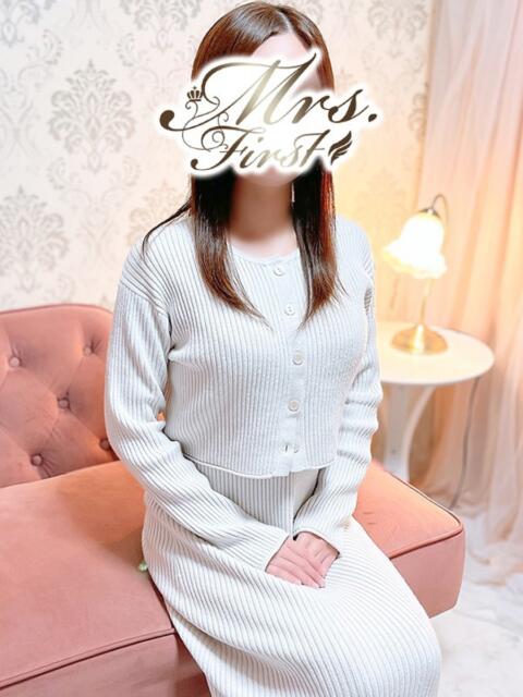 ゆりあ ミセス ファースト -お姉さん・若妻専門店-（人妻デリヘル）