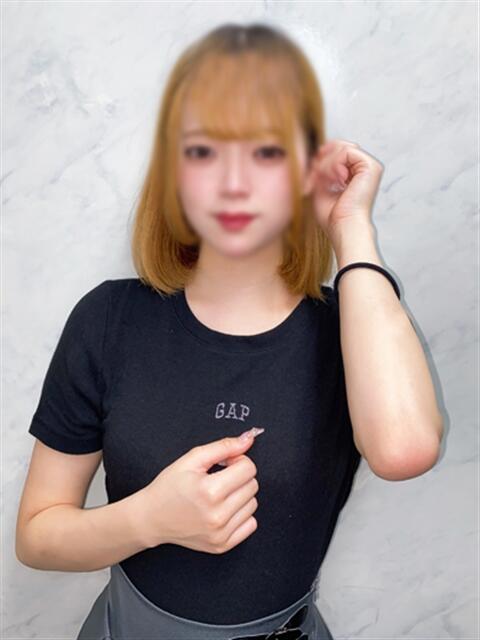 みほ 渋谷くいーんず（素人専門ホテヘル＆デリヘル）