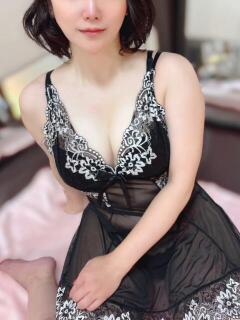 秋月すずか 癒されるワイフ（西船橋/メンズエステ）