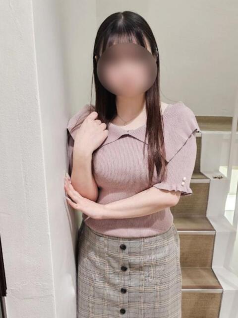 ひな かりんと池袋東口店（オナクラ）