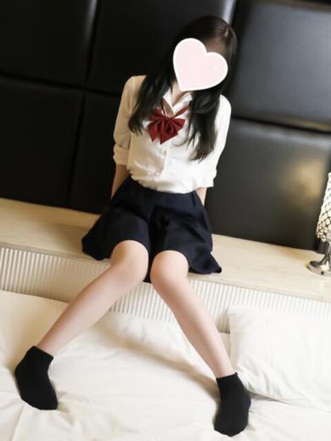 御縁イヴ【PREMIUM】 素人専門キラキラ学園（学園系デリヘル）