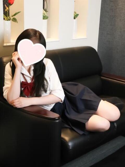 御縁イヴ【PREMIUM】 素人専門キラキラ学園（学園系デリヘル）