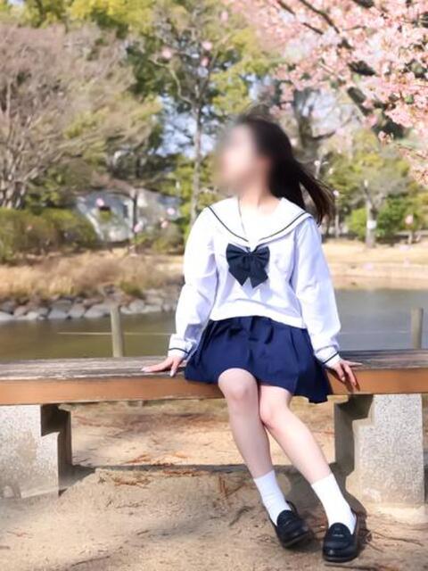 小夏ろり 素人専門キラキラ学園（学園系デリヘル）