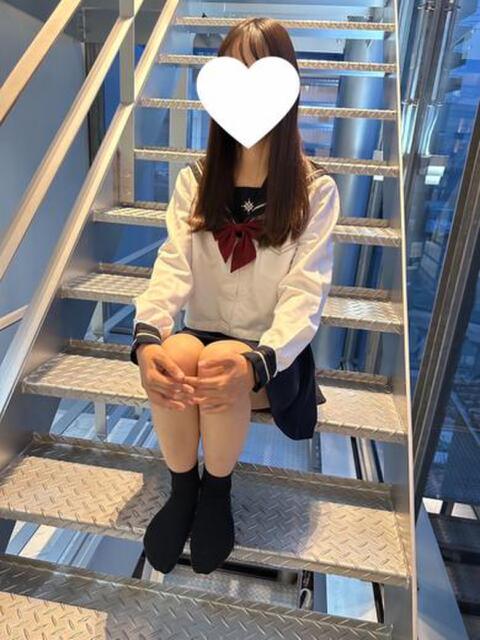 東かおり【業界未経験】 素人専門キラキラ学園（学園系デリヘル）