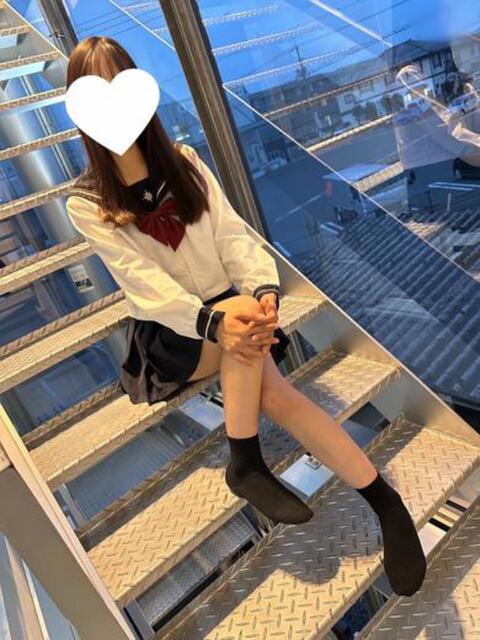 東かおり【業界未経験】 素人専門キラキラ学園（学園系デリヘル）