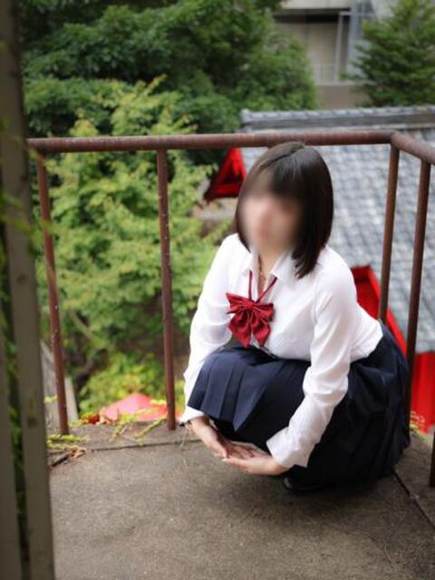 若葉あいす【新人期間】 素人専門キラキラ学園（学園系デリヘル）