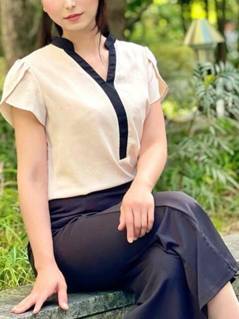 城田いちか 月の真珠-新宿-（デリヘル（人妻若妻専門店））