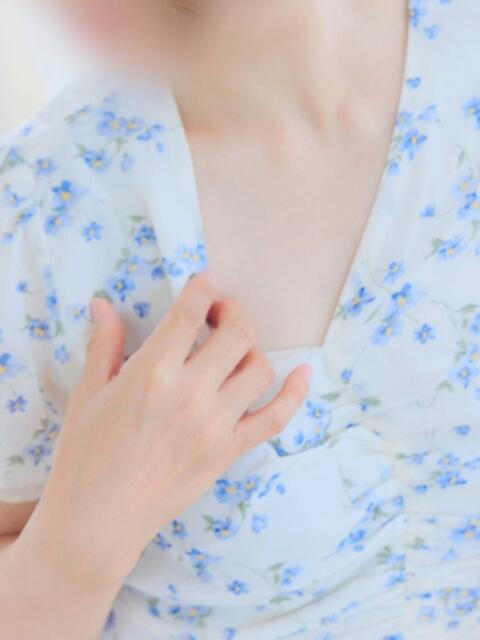 かれん 梅田アバンチュール(人妻ホテヘル)