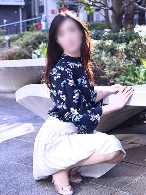 彩羽 ミセスラウンジ東京(人妻系デリヘル)