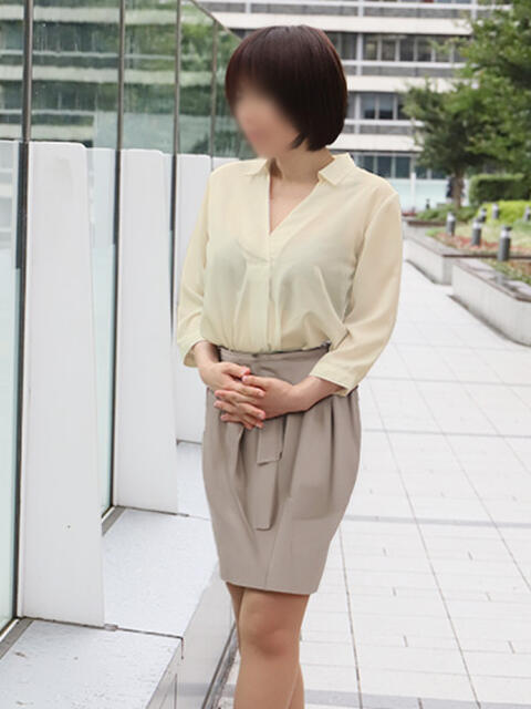 寛子 ミセスラウンジ東京(人妻系デリヘル)