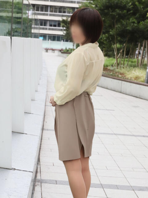 寛子 ミセスラウンジ東京(人妻系デリヘル)