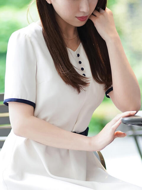 真白 沙羽 大阪貴楼館(高級デリヘル)