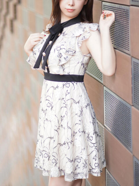 神﨑 あやな 大阪貴楼館(高級デリヘル)