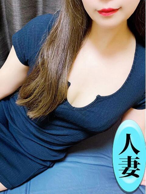 星野そら 麗しいマダム(【非風俗】メンズエステ)