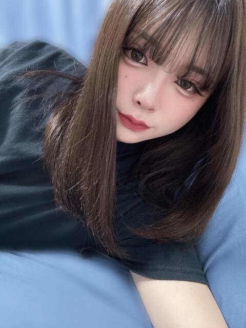 NH紅月瑞稀 a．bitch α（デリヘル）