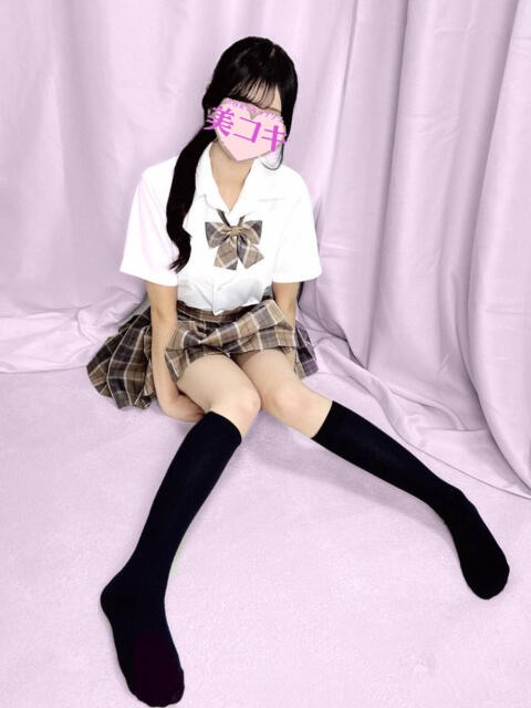 まい 美コキ手少女（派遣型オナクラ(手コキ)）