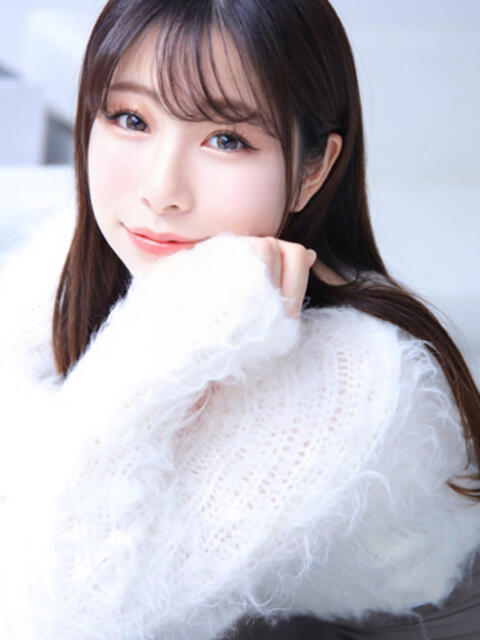 新人・萌瑠(める) グランドオペラ福岡（高級デリヘル）