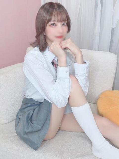 みな E+アイドルスクール品川店(デリヘル)