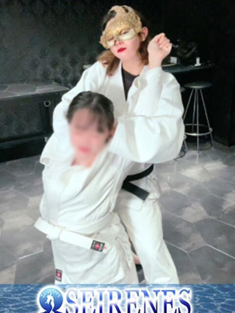 如月　紅音女王様 Seirenes (セイレネス)（派遣型SMクラブ）