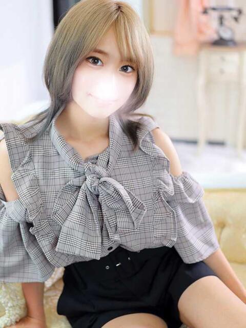 みな Charme(シャルム)(デリヘル)