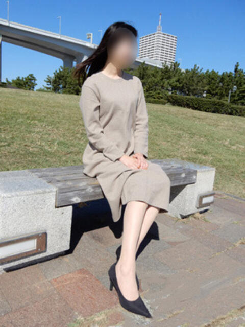 【体験入店】ひより ロダン(人妻熟女デリヘル)