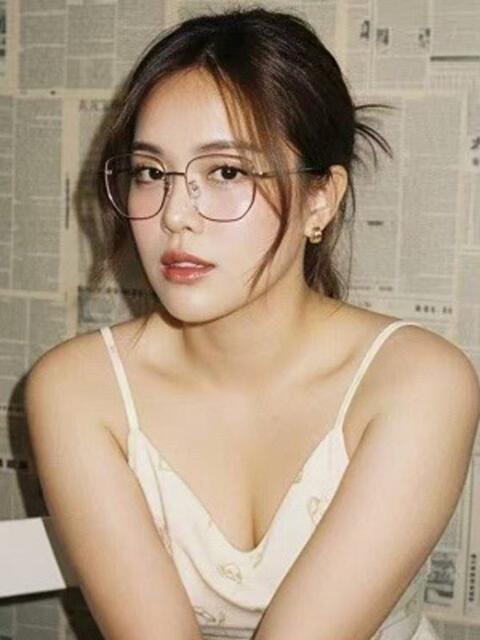 紬（つむぎ） 極嬢（アジアンデリヘル）