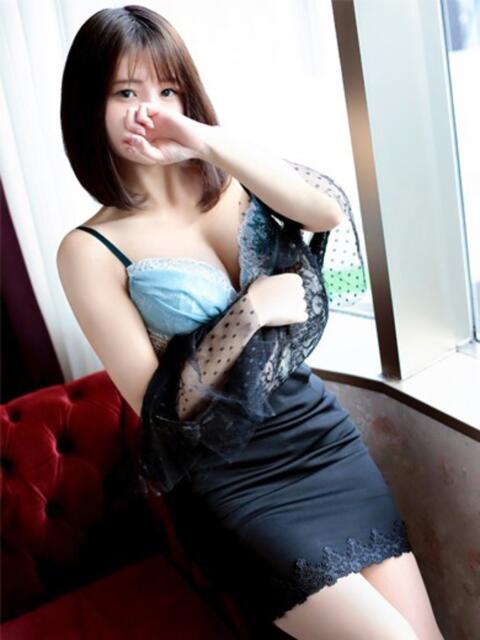 せいら　超新星濃厚恋人感 CELEB FACE NAKASU（人妻ソープランド）