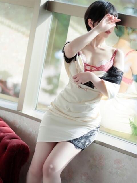 ちよ　高身長ロリ系若妻 CELEB FACE NAKASU（人妻ソープランド）