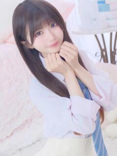 みり E+アイドルスクール新宿・歌舞伎町店（新宿・歌舞伎町/デリヘル）