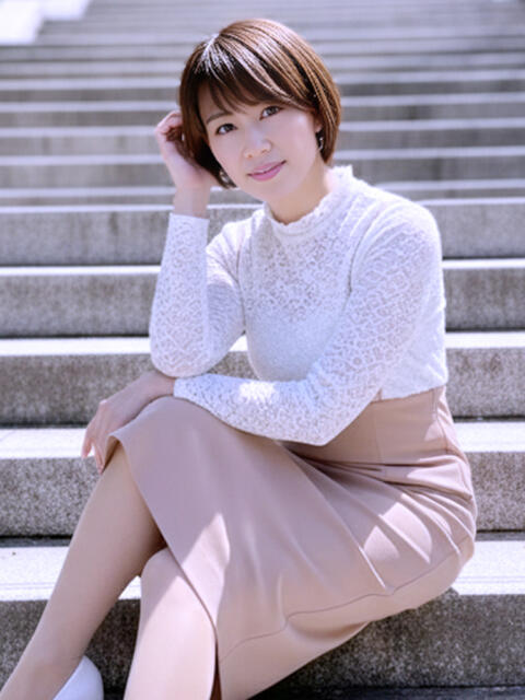 じゅり 新宿ミセスラウンジ東京(待ち合わせ&デリバリー)