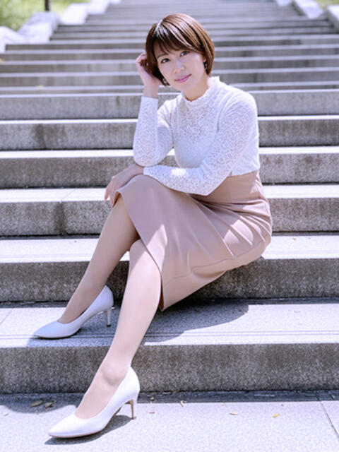 じゅり 新宿ミセスラウンジ東京(待ち合わせ&デリバリー)