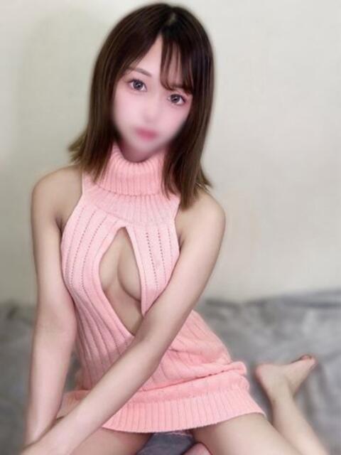 ゆめか★ガチ美少女降臨!! かりゆしOLの秘密【20代沖縄美女多数在籍-デリヘル×ヌードエステ】（性感エステ＆デリヘル）