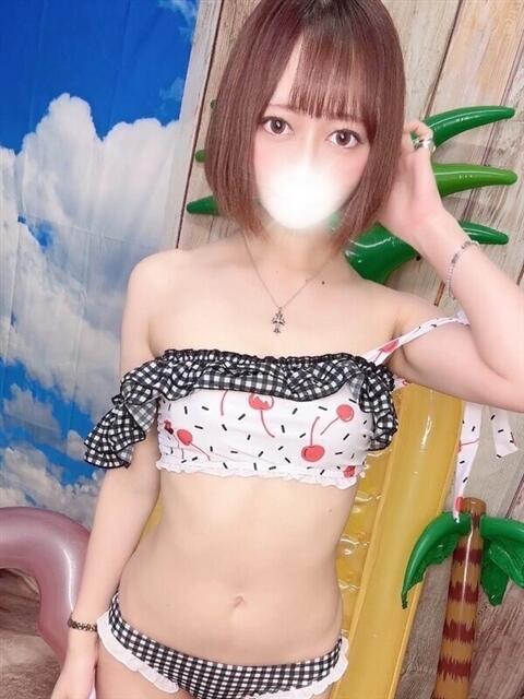 ☆せいか☆ 100％本人が来る店！！デリヘル『ロイヤルフラッシュ』（デリヘル）