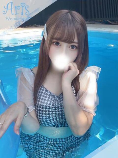 ゆいな【魅惑のGカップ美巨乳】 Aris（アリス）☆超恋人空間☆沖縄最大級！！（ソープランド）