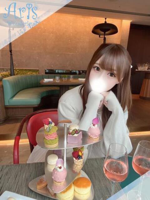 ゆいな【魅惑のGカップ美巨乳】 Aris（アリス）☆超恋人空間☆沖縄最大級！！（ソープランド）