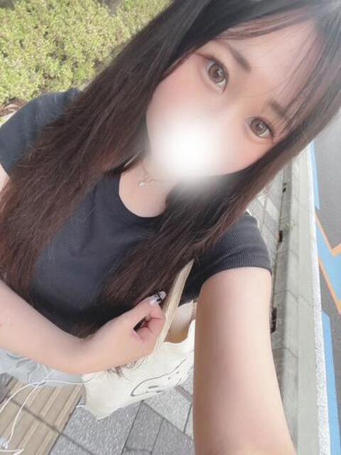 ゆ　ら アイドルソープ　萌えっ娘学園（ソープランド）