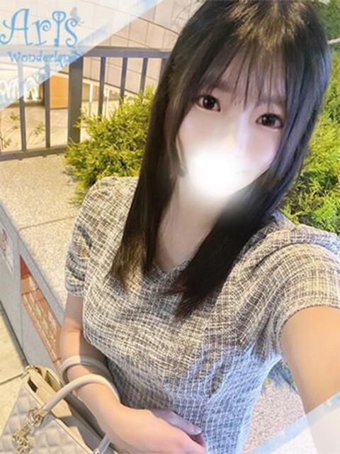 さつき【天然Fカップ巨乳美女】 Aris（アリス）☆超恋人空間☆沖縄最大級！！（ソープランド）