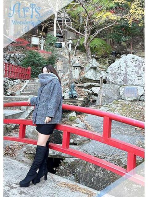 なつき【綺麗系エロ清楚美女】 Aris（アリス）☆超恋人空間☆沖縄最大級！！（ソープランド）