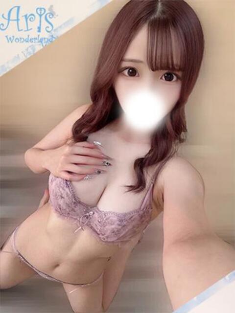 りく【愛嬌抜群巨乳アイドル】 Aris（アリス）☆超恋人空間☆沖縄最大級！！（ソープランド）