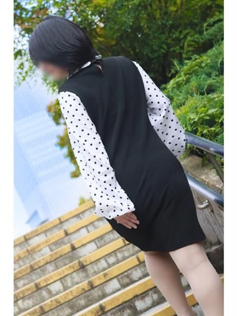 ちほ 奥鉄オクテツ神奈川店（デリヘル市場グループ）（駅待ち合わせ型人妻デリヘル）