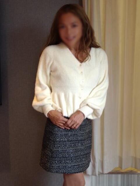 五十嵐麗奈 派遣妻（はけんづま）（待ち合わせ型人妻専門デリヘル）