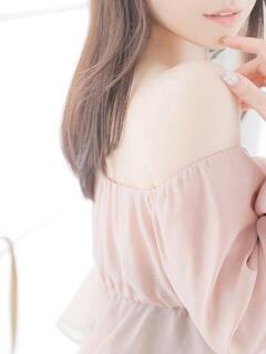 莉那(りな) PLUS梅田店（梅田/デリヘル）