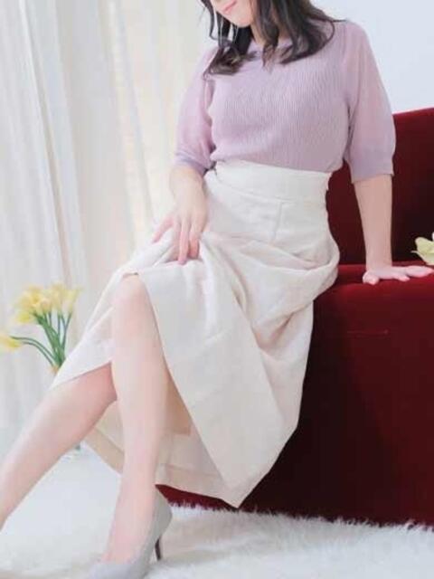 燈(あかり) PLUS梅田店（熟女デリヘル）